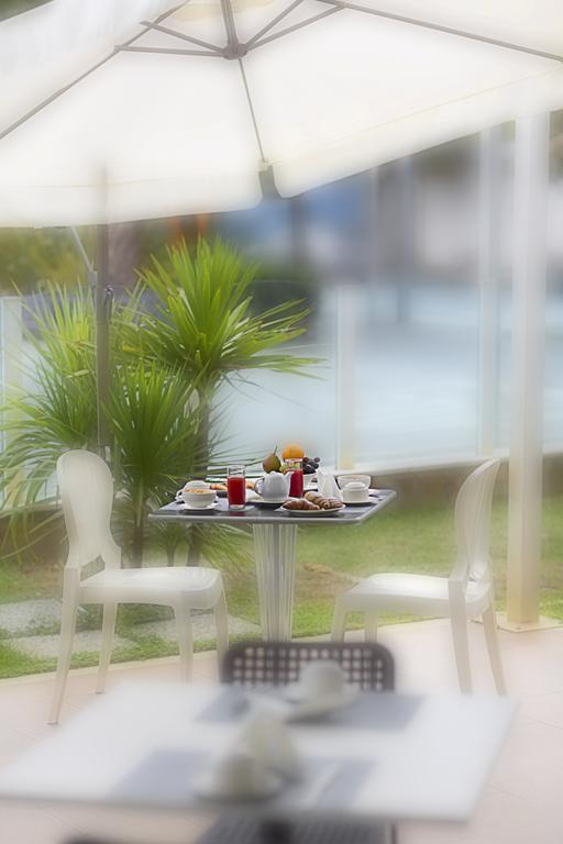 Hotel Vela D'Oro 리치오네 외부 사진